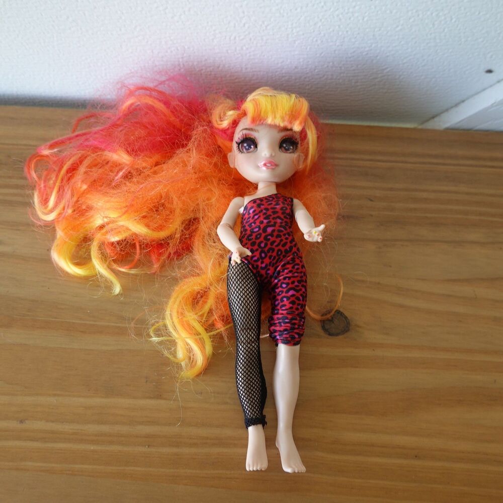 Rainbow Junior High Laurel De’Vious? 9" Red and Orange Special Edition Doll